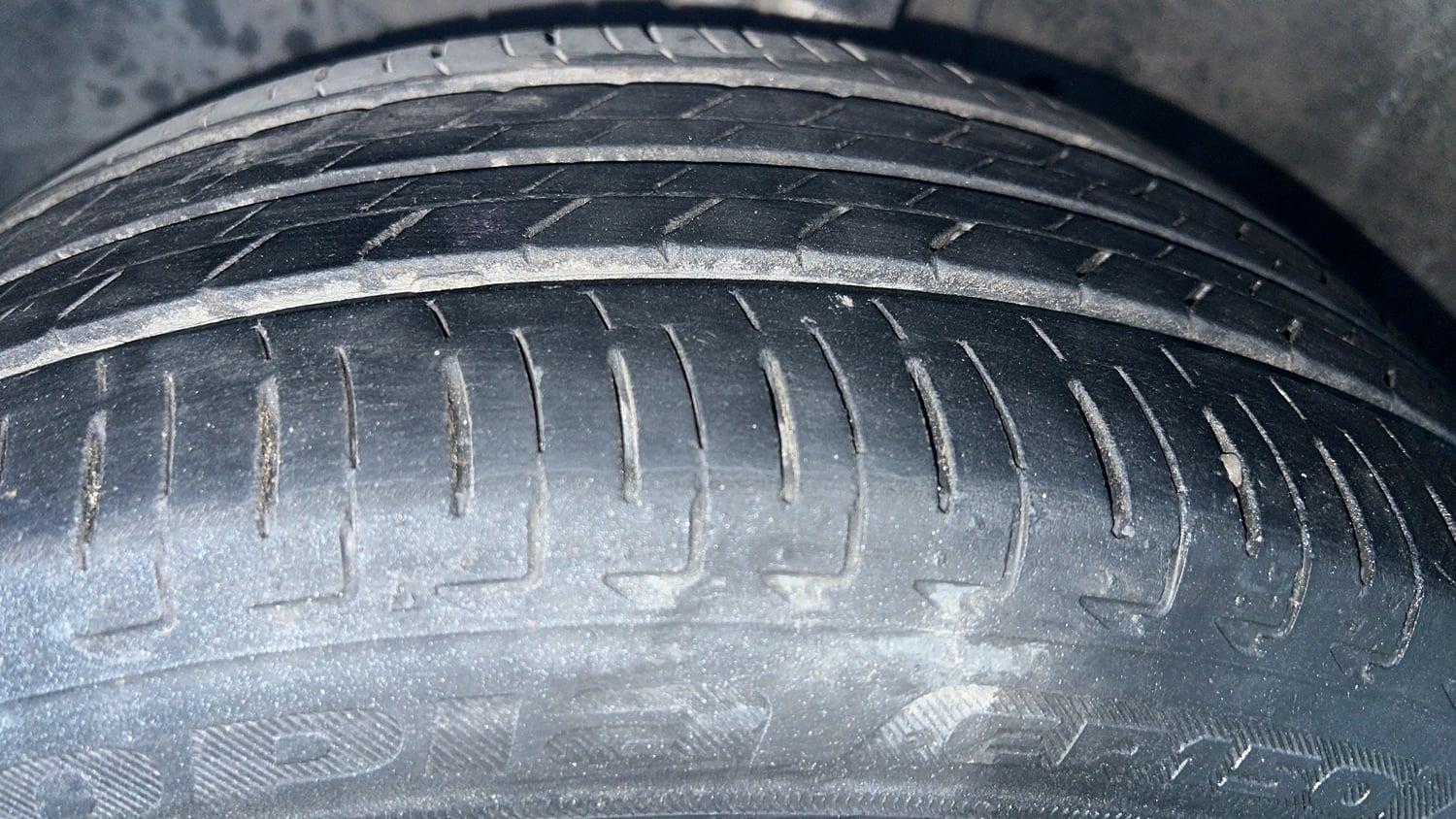 Used 2019 Honda Amaze 1.2 S CVT Petrol Petrol Automatic tyres LEFT FRONT TYRE TREAD VIEW
