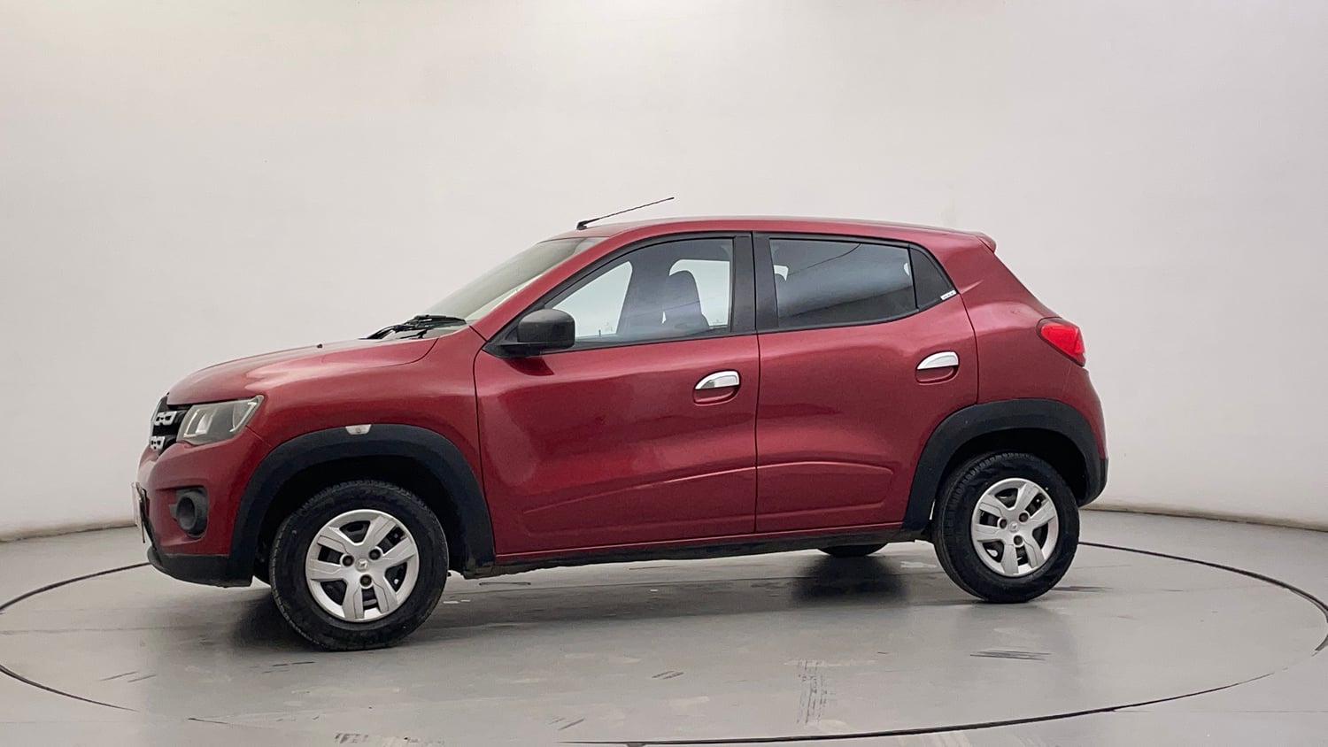Used 2016 Renault Kwid 1.0 RXT Petrol Manual exterior LEFT SIDE VIEW