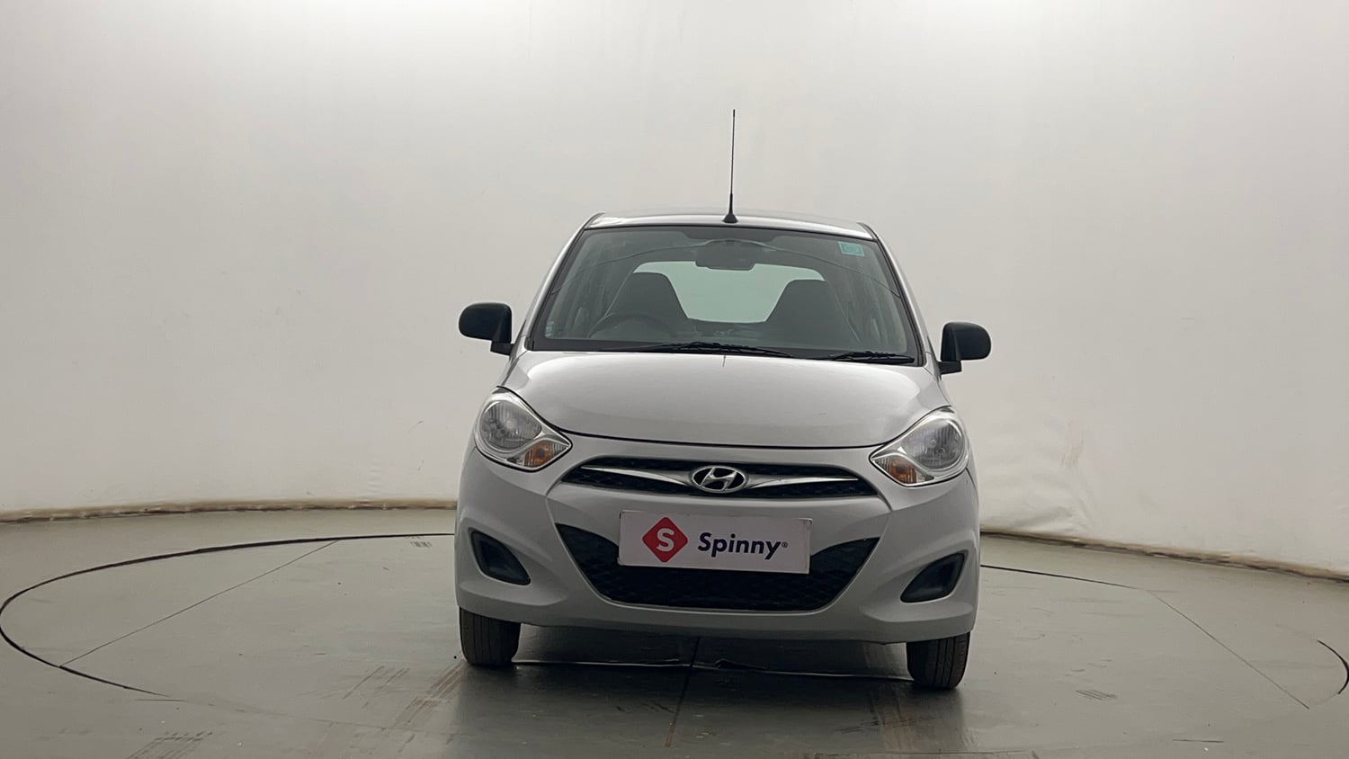 Used 2013 Hyundai i10 Era 1.1 iRDE2 Petrol Manual exterior FRONT VIEW