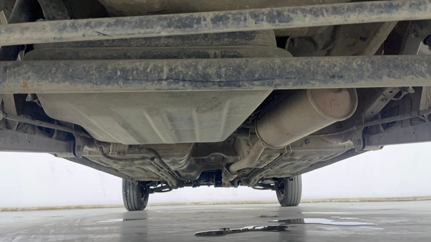 Used 2019 Maruti Suzuki Alto 800 VXi (O) Petrol Manual extra REAR UNDERBODY VIEW (TAKEN FROM REAR)
