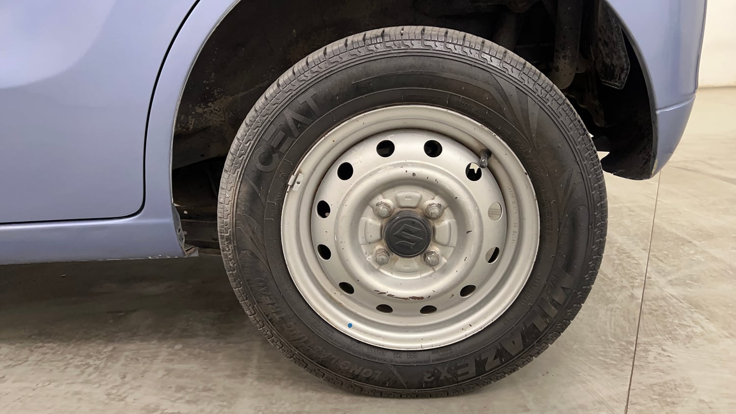 Used 2012 Maruti Suzuki Wagon R LXi Petrol Manual tyres LEFT REAR TYRE RIM VIEW