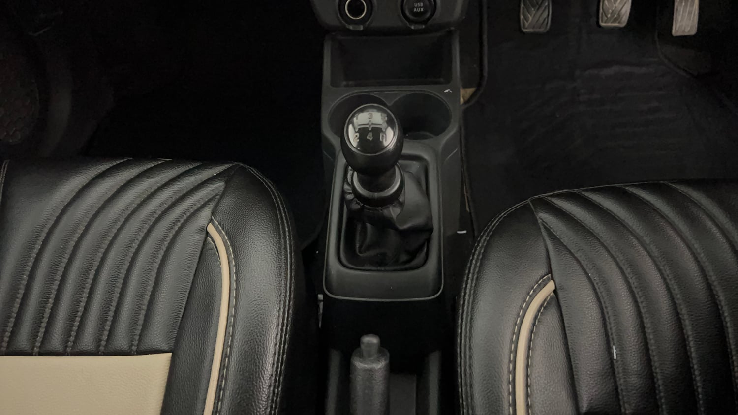 Used 2023 Maruti Suzuki Alto K10 VXi Plus Petrol Manual interior GEAR  KNOB VIEW