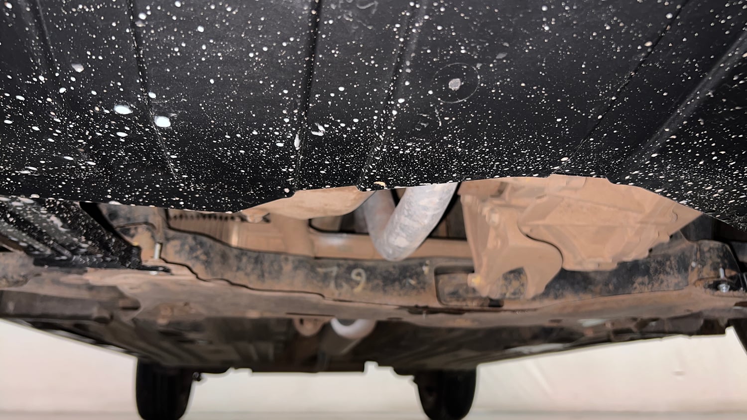 Used 2022 maruti-suzuki Vitara Brezza VXi Petrol Manual extra FRONT LEFT UNDERBODY VIEW