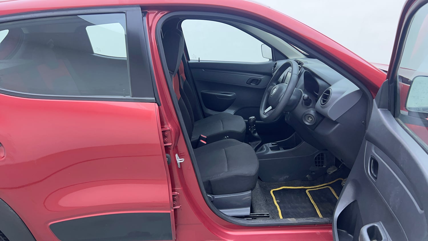 Used 2016 Renault Kwid RXT Petrol Manual interior RIGHT SIDE FRONT DOOR CABIN VIEW