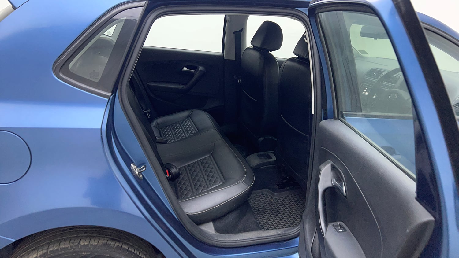 Used 2017 Volkswagen Polo Comfortline 1.2L (P) Petrol Manual interior RIGHT SIDE REAR DOOR CABIN VIEW