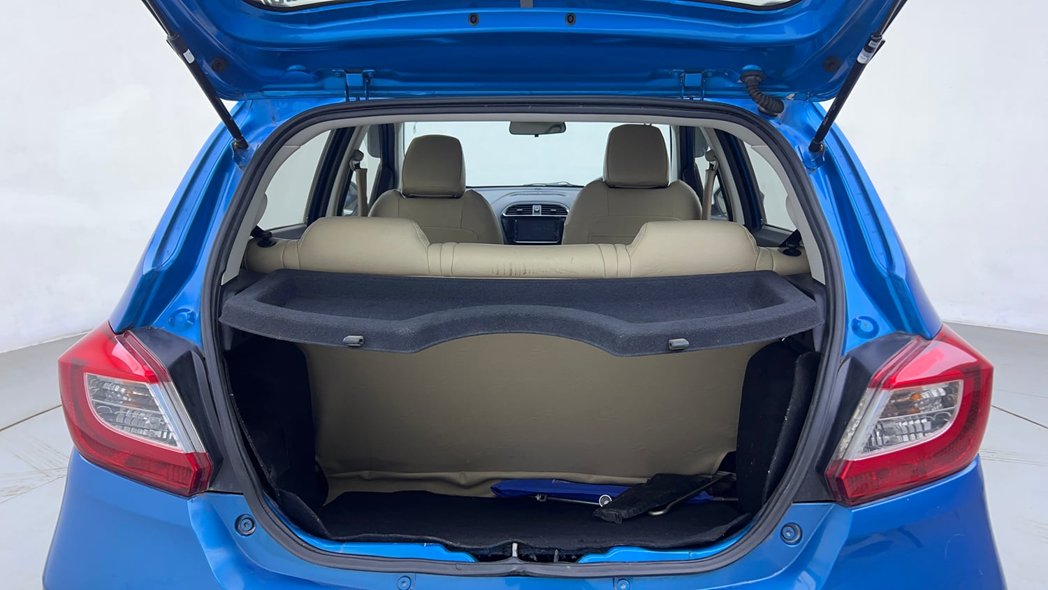 Used 2019 Tata Tiago Revotron XZA Plus Petrol Automatic interior DICKY INSIDE VIEW