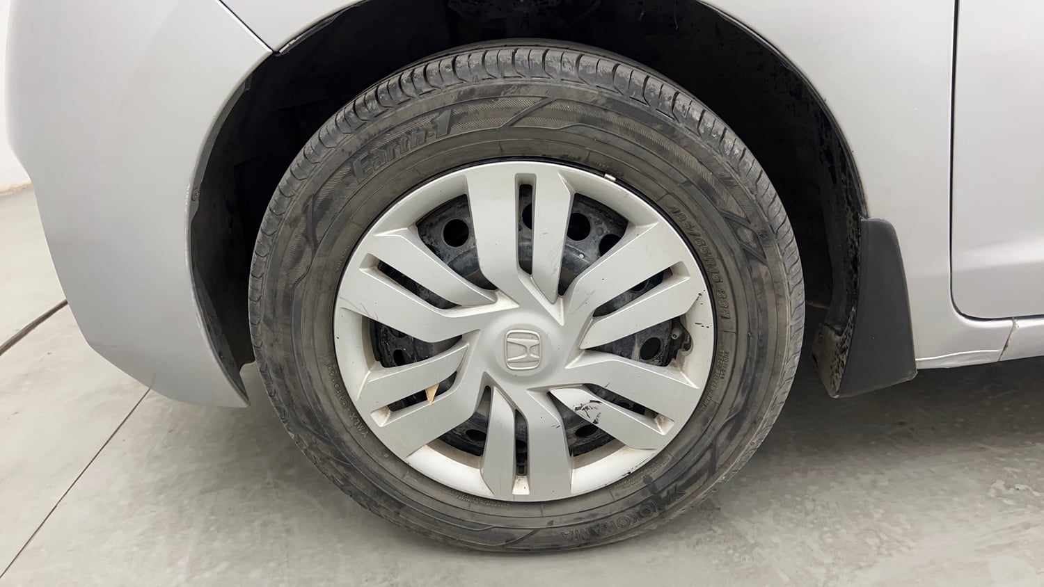 Used 2015 Honda Jazz SV Petrol Petrol Manual tyres LEFT FRONT TYRE RIM VIEW