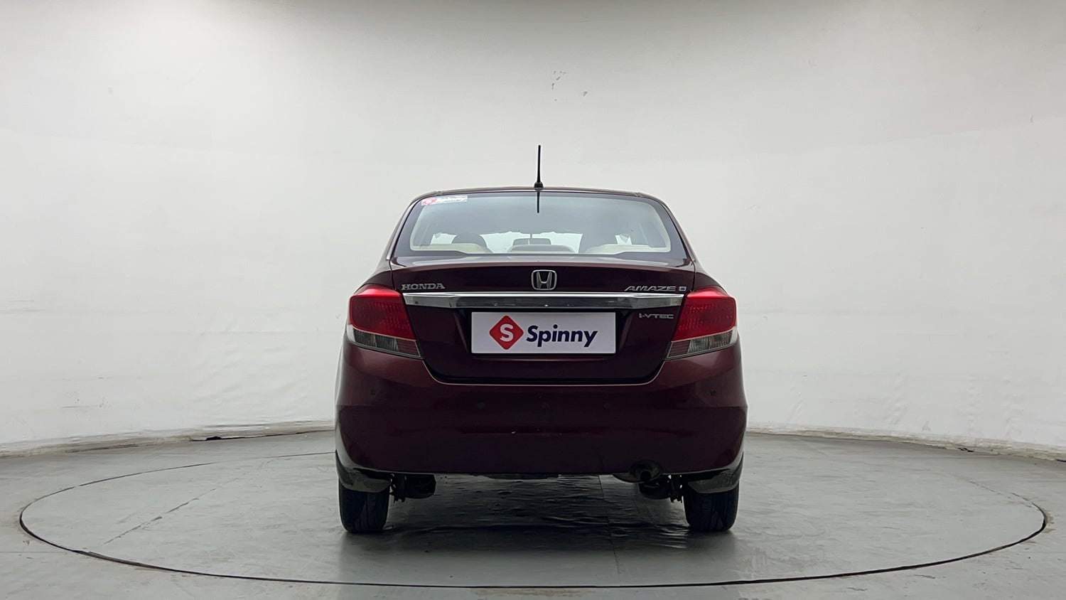 Used 2015 Honda Amaze 1.2 S i-VTEC Petrol Manual exterior BACK VIEW