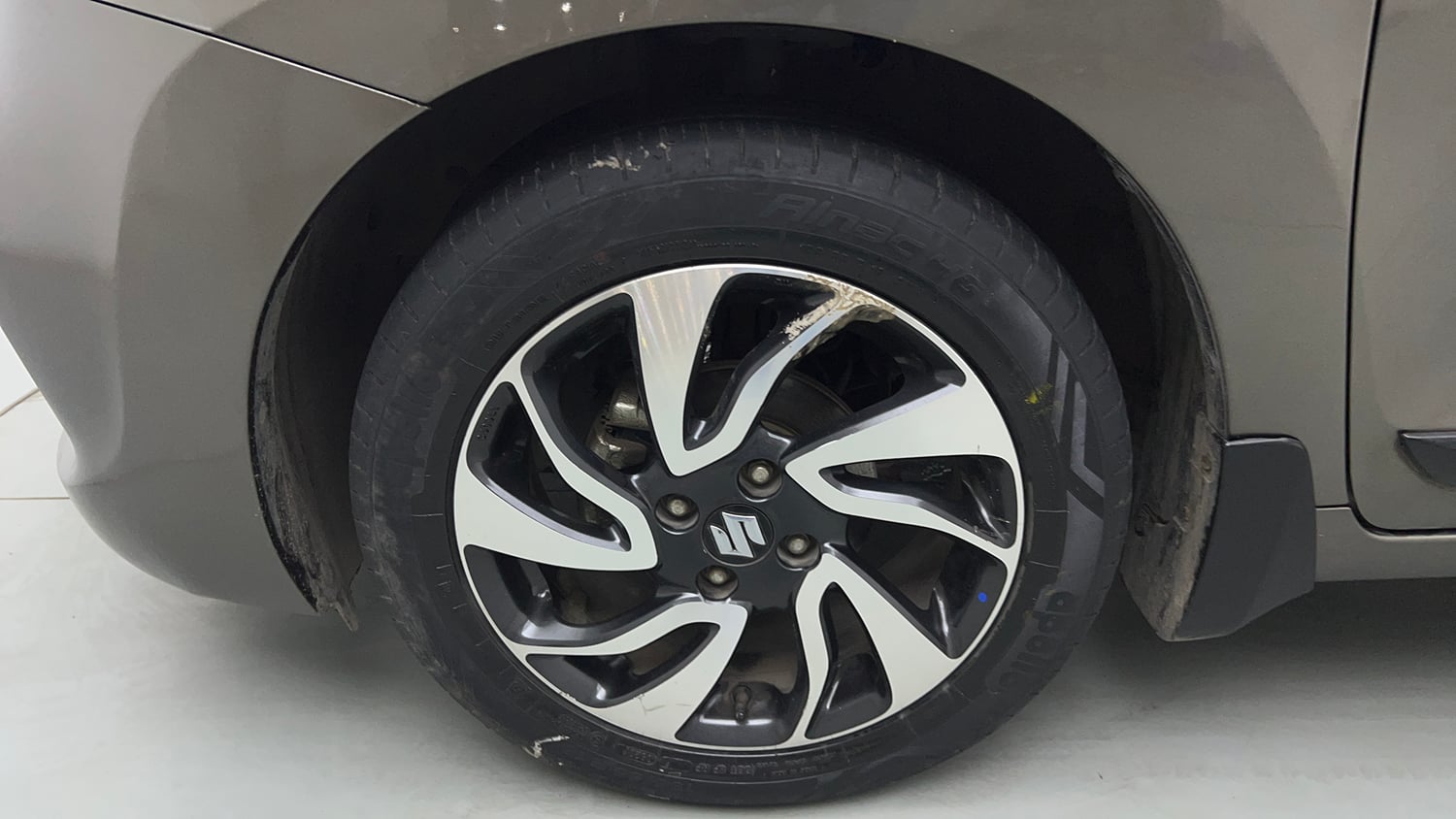 Used 2020 Maruti Suzuki Baleno Alpha Automatic Petrol Automatic tyres LEFT FRONT TYRE RIM VIEW