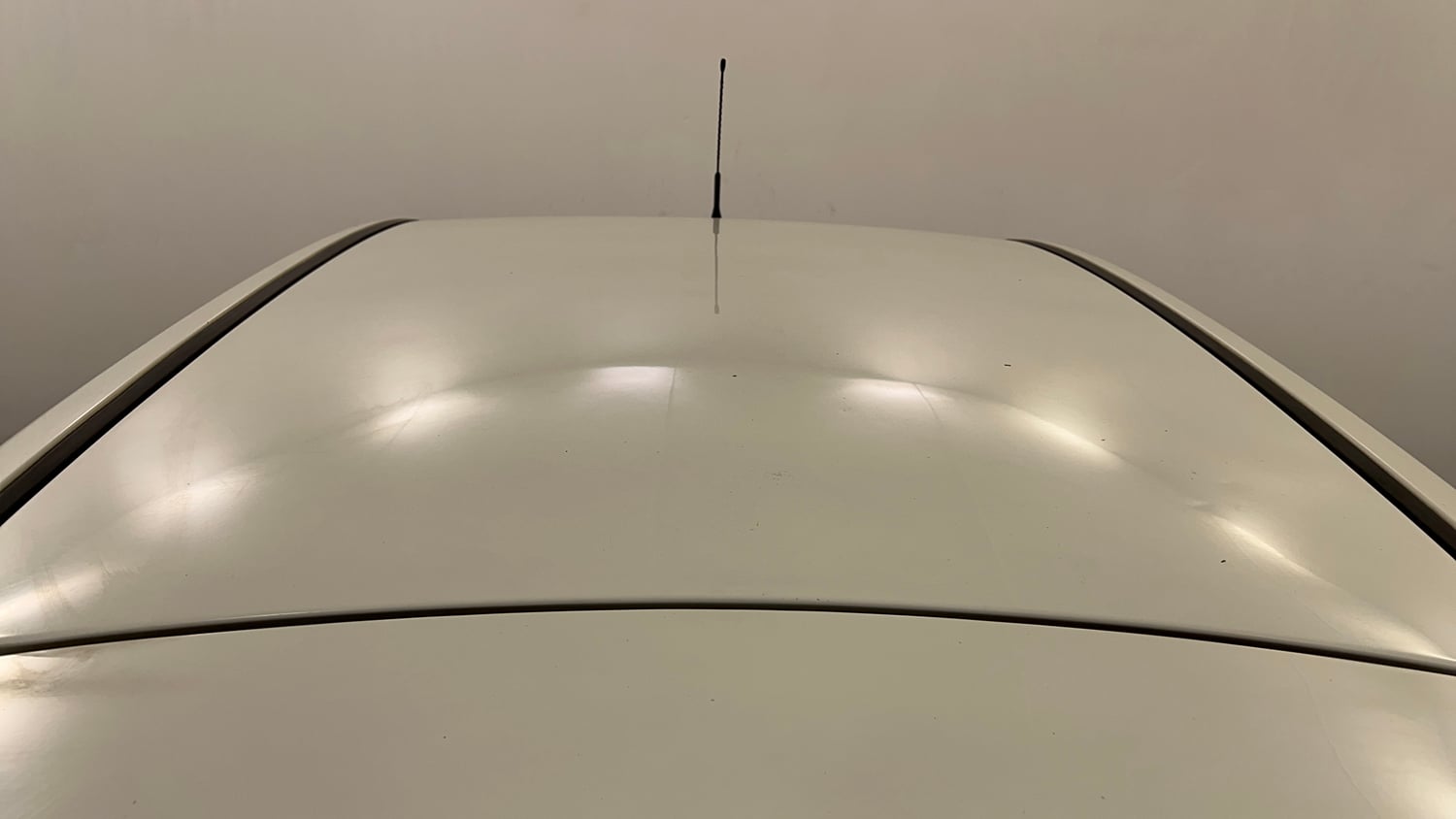 Used 2014 Ford Figo Duratec Petrol Titanium 1.2 Petrol Manual exterior EXTERIOR ROOF VIEW