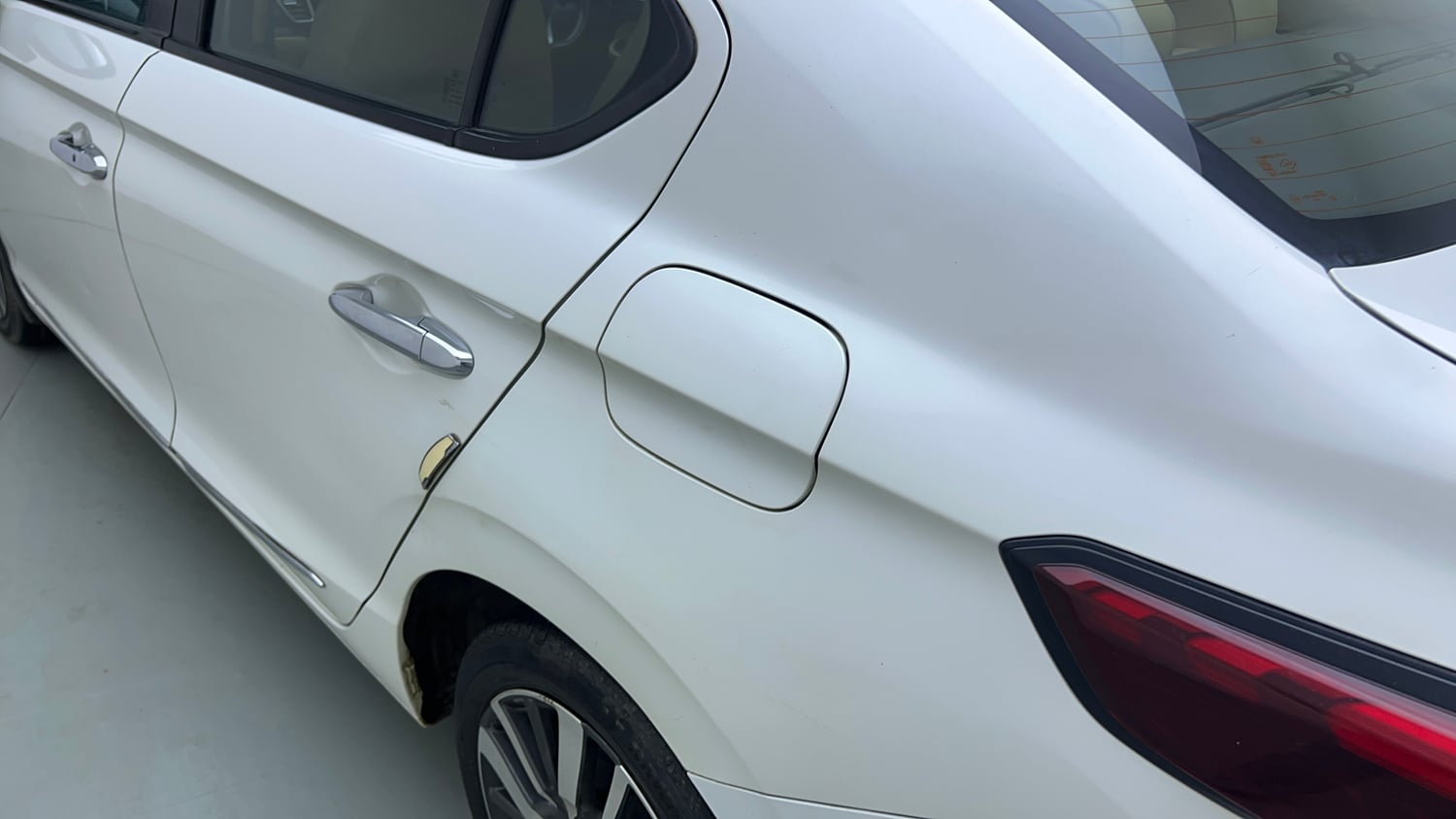 Used 2021 Honda City ZX CVT Petrol Petrol Automatic dents MINOR SCRATCH