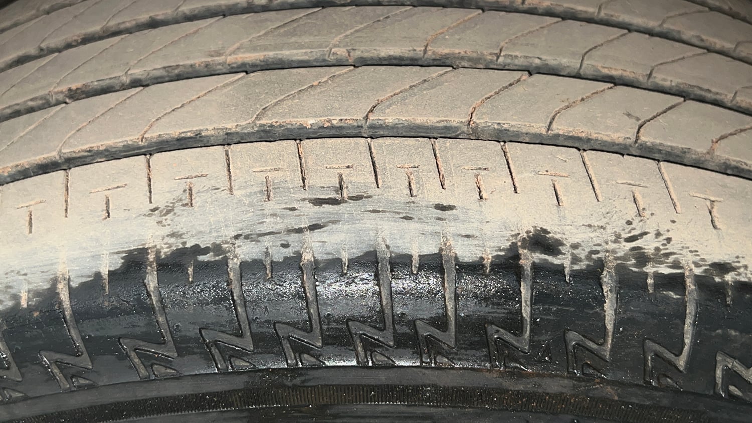 Used 2023 Honda Elevate VX MT Petrol Manual tyres LEFT FRONT TYRE TREAD VIEW