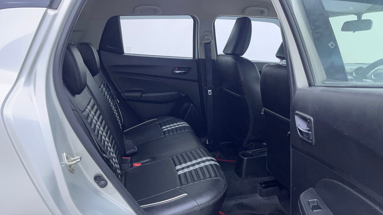 Used 2022 Maruti Suzuki Swift ZXi Plus Petrol Manual interior RIGHT SIDE REAR DOOR CABIN VIEW
