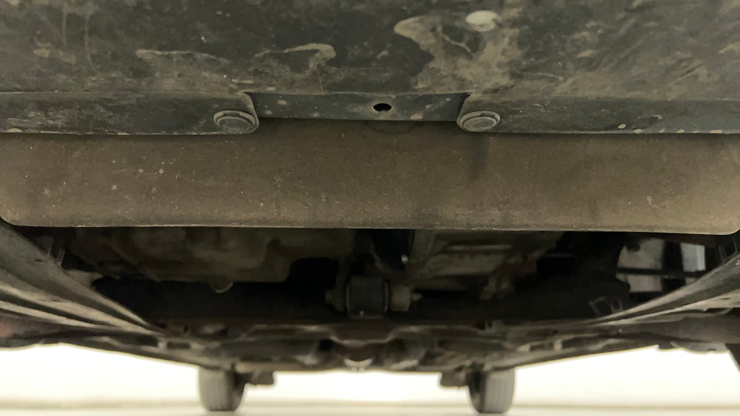 Used 2013 Honda Amaze 1.2 S i-VTEC Petrol Manual extra FRONT LEFT UNDERBODY VIEW
