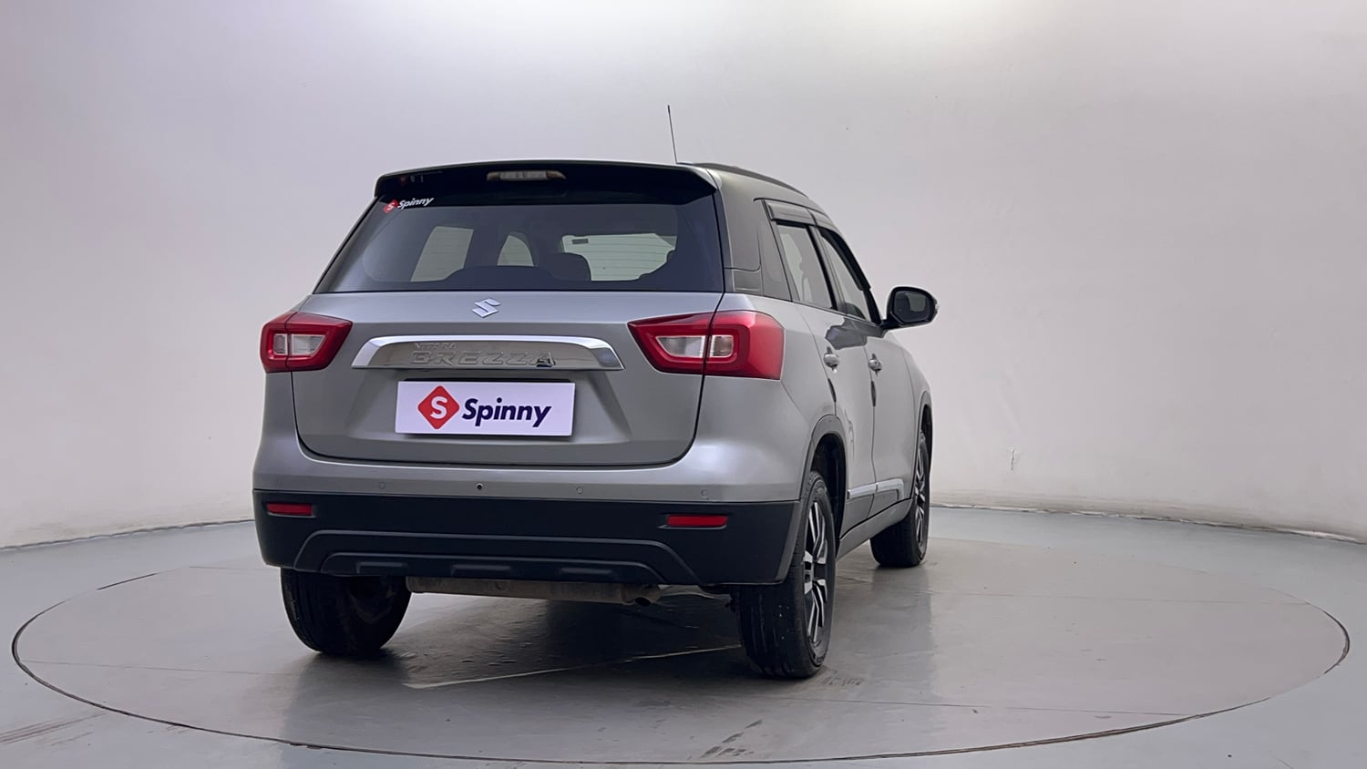Used 2022 maruti-suzuki Vitara Brezza VXi Petrol Manual exterior RIGHT REAR CORNER VIEW