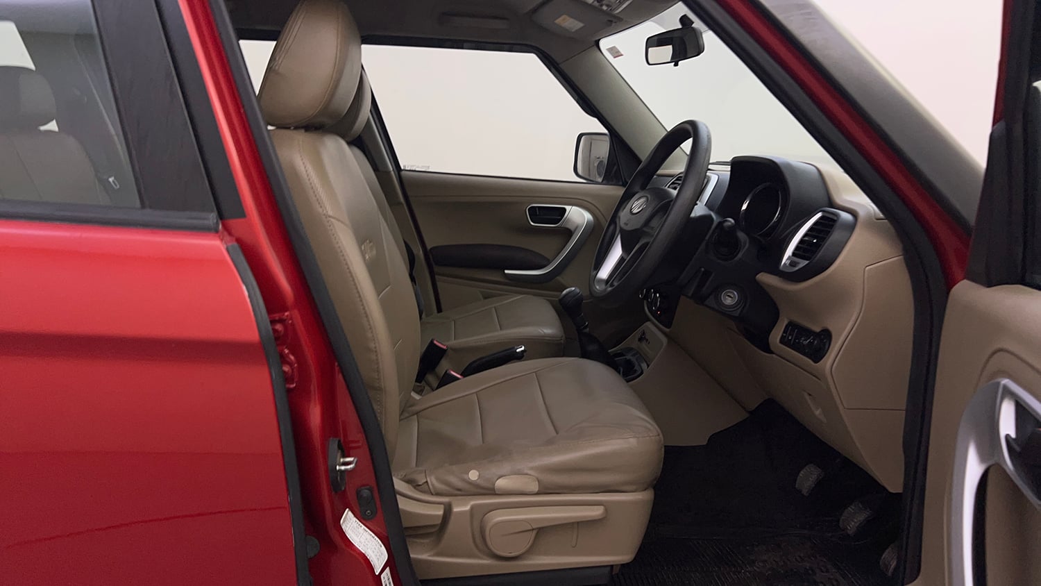 Used 2016 Mahindra TUV300 T8 Diesel Manual interior RIGHT SIDE FRONT DOOR CABIN VIEW