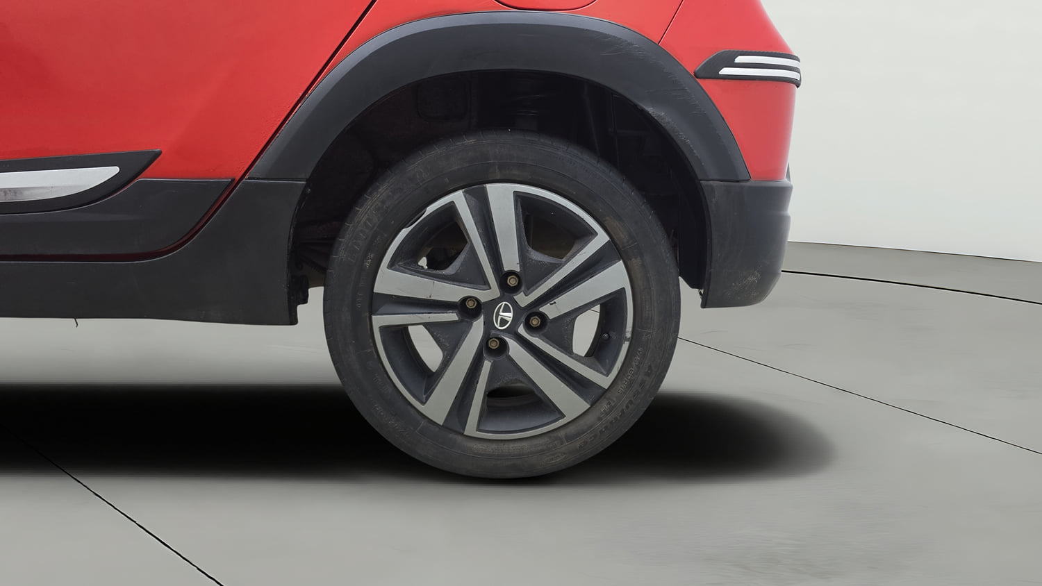 Used 2021 Tata Tiago NRG XZ MT Petrol Manual tyres LEFT REAR TYRE RIM VIEW