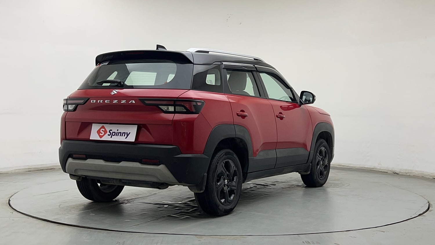 Used 2023 Maruti Suzuki Brezza Zxi Dual Tone Petrol Manual exterior RIGHT REAR CORNER VIEW
