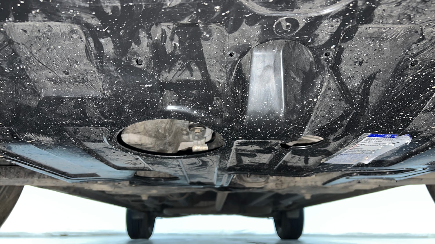 Used 2022 Hyundai Alcazar Prestige Exe (O) 7 STR 1.5 Diesel AT Diesel Automatic extra FRONT LEFT UNDERBODY VIEW