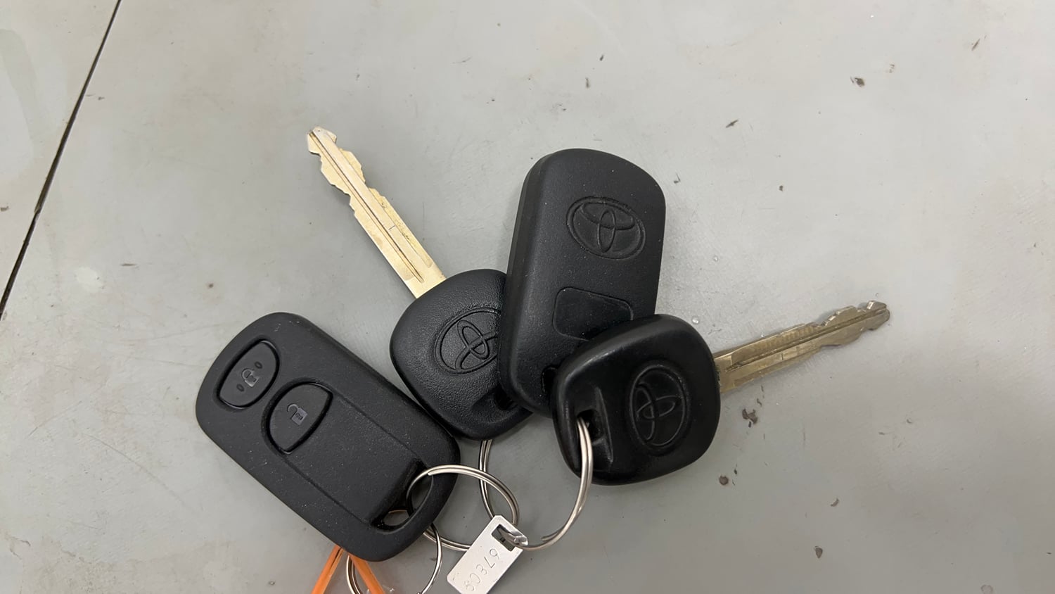 Used 2015 Toyota Etios Liva V Petrol Manual extra CAR KEY VIEW