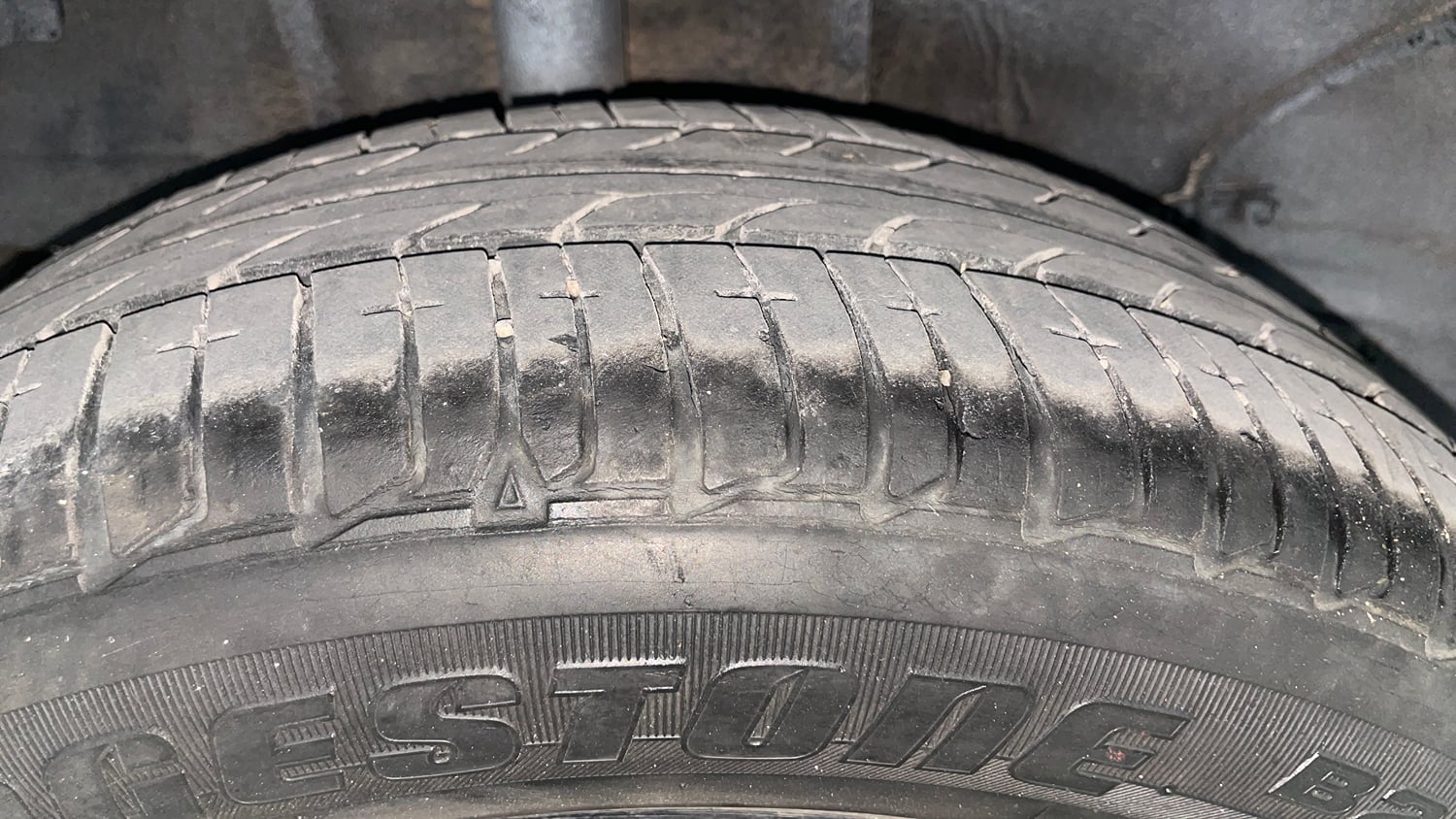 Used 2023 Tata Tiago XZ Plus Petrol Manual tyres RIGHT REAR TYRE TREAD VIEW