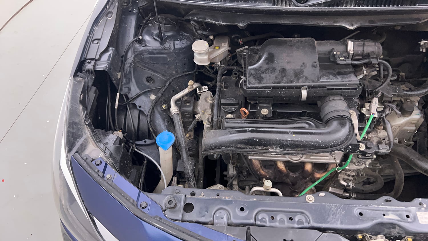 Used 2023 Toyota Glanza V AMT Petrol Automatic engine ENGINE RIGHT SIDE VIEW