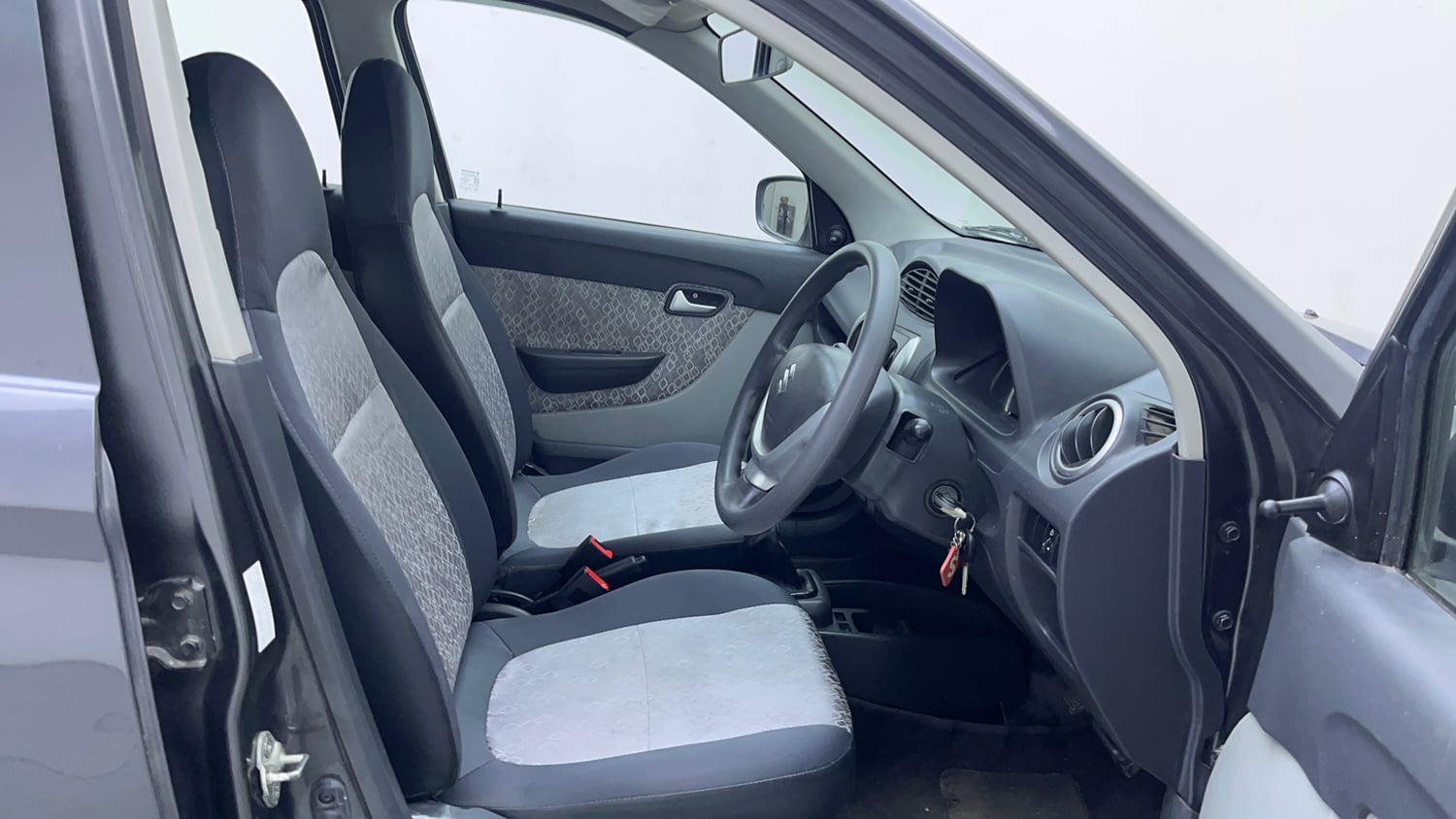 Used 2019 Maruti Suzuki Alto 800 VXi (O) Petrol Manual interior RIGHT SIDE FRONT DOOR CABIN VIEW