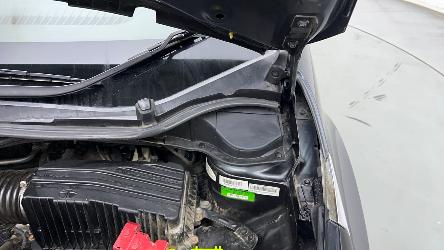 Used 2021 Tata Altroz XZ Petrol Petrol Manual engine ENGINE LEFT SIDE HINGE & APRON VIEW