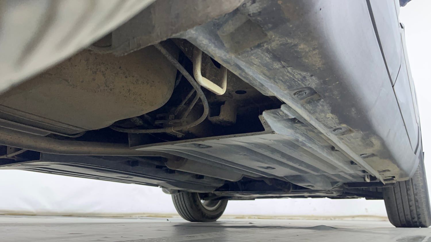 Used 2023 Maruti Suzuki Brezza ZXi Plus Petrol Manual extra REAR RIGHT UNDERBODY VIEW