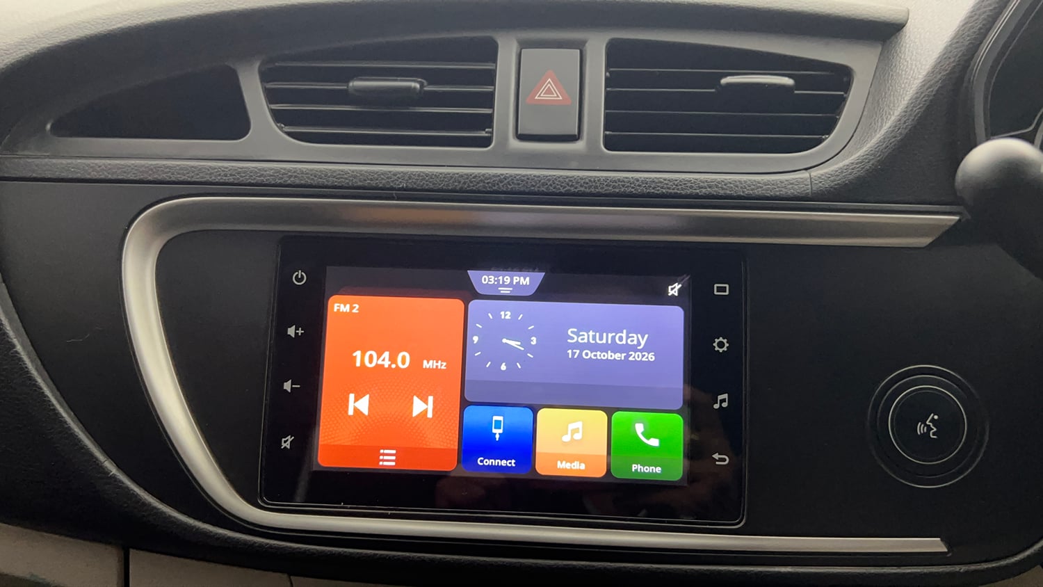 Used 2020 Maruti Suzuki Alto 800 Vxi Plus Petrol Manual top_features Integrated (in-dash) music system