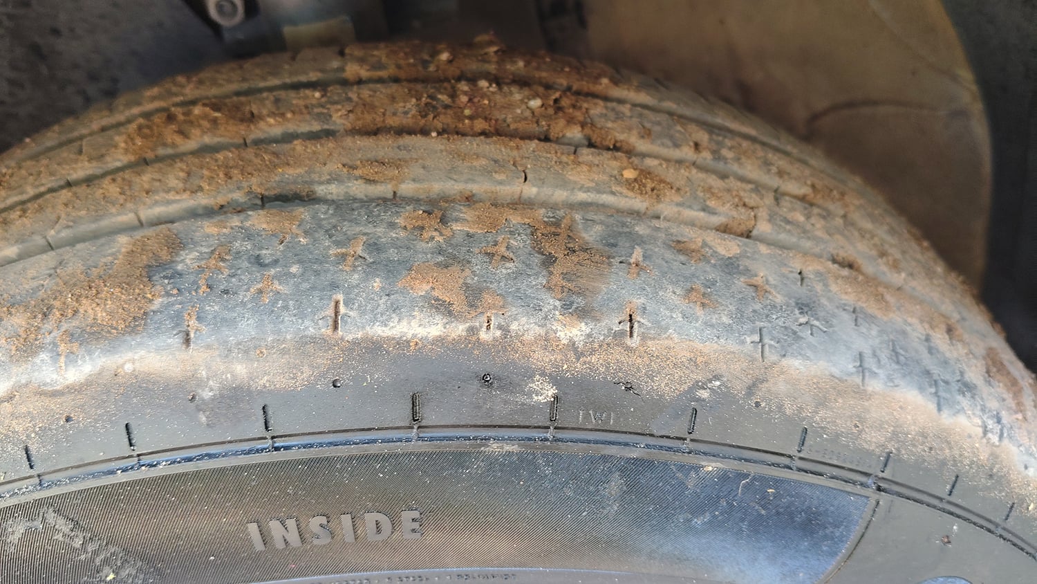 Used 2019 Volkswagen Polo Comfortline 1.0L (P) Petrol Manual tyres LEFT FRONT TYRE TREAD VIEW