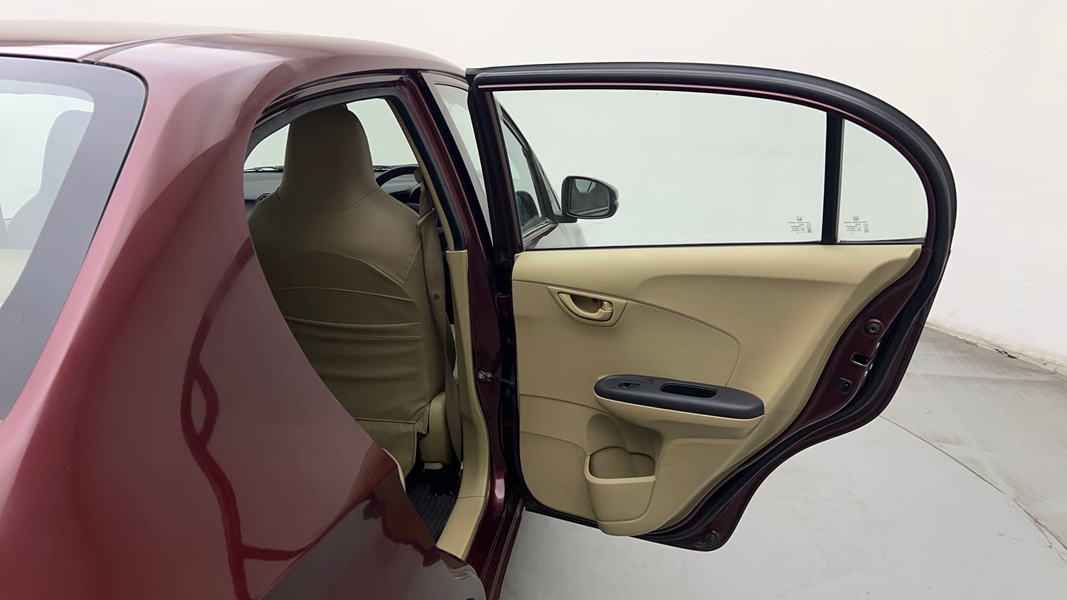 Used 2015 Honda Amaze 1.2 S i-VTEC Petrol Manual interior RIGHT REAR DOOR OPEN VIEW