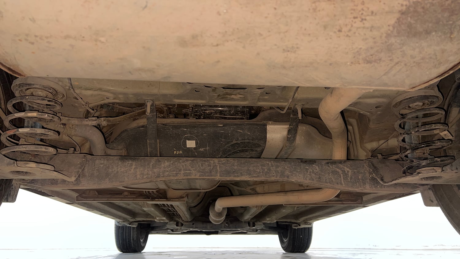 Used 2020 kia Seltos HTX IVT 1.5 Petrol Automatic extra REAR UNDERBODY VIEW (TAKEN FROM REAR)