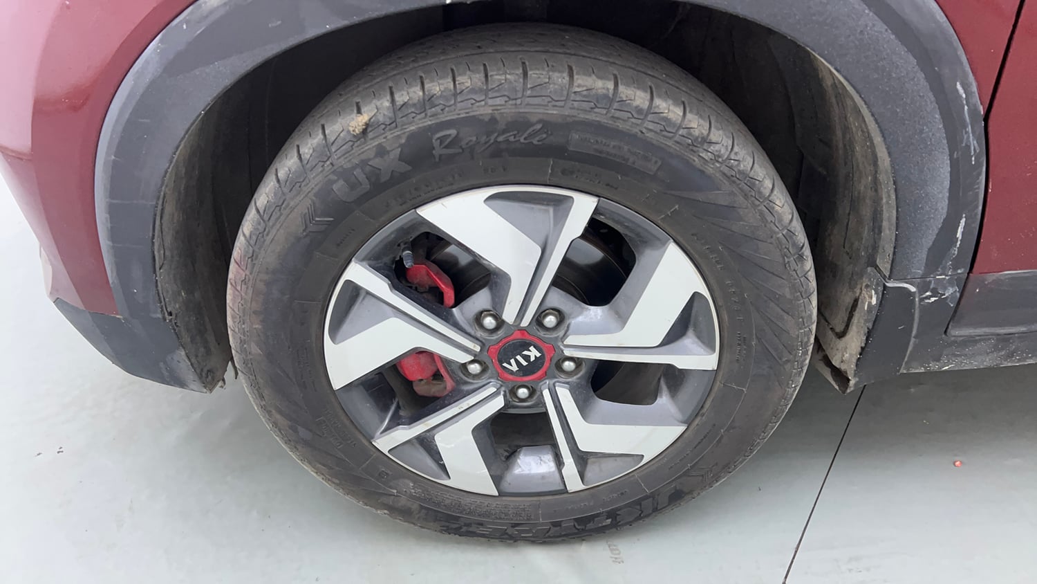 Used 2020 Kia Sonet GTX Plus 1.5 Diesel Manual tyres LEFT FRONT TYRE RIM VIEW