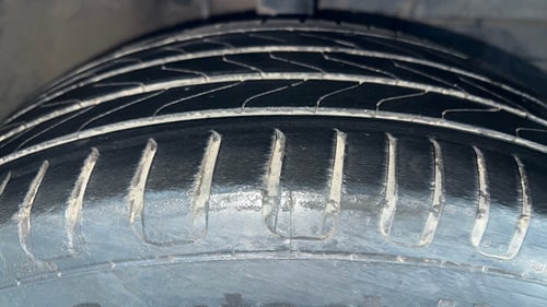 Used 2015 Toyota Etios V Petrol Manual tyres RIGHT FRONT TYRE TREAD VIEW