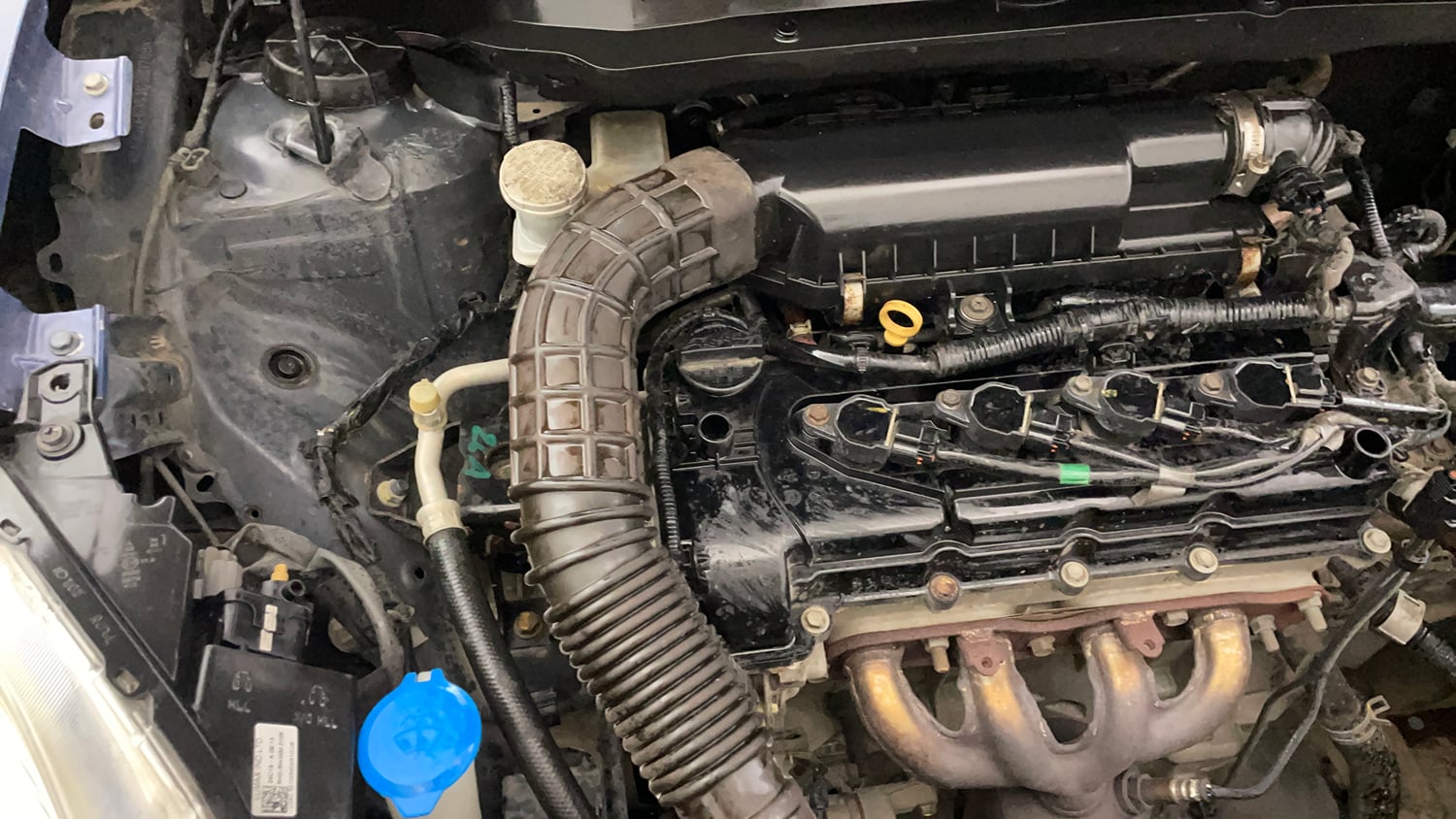 Used 2018 Maruti Suzuki Dzire VXi Petrol Manual engine ENGINE RIGHT SIDE VIEW