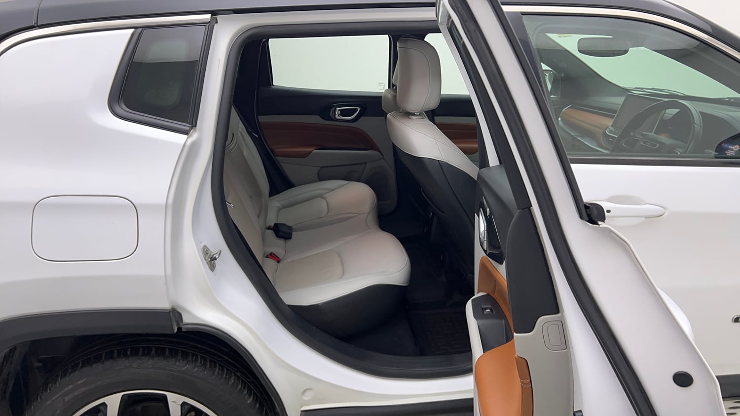 Used 2024 Jeep Compass Limited (O) 2.0 Diesel Diesel Manual interior RIGHT SIDE REAR DOOR CABIN VIEW