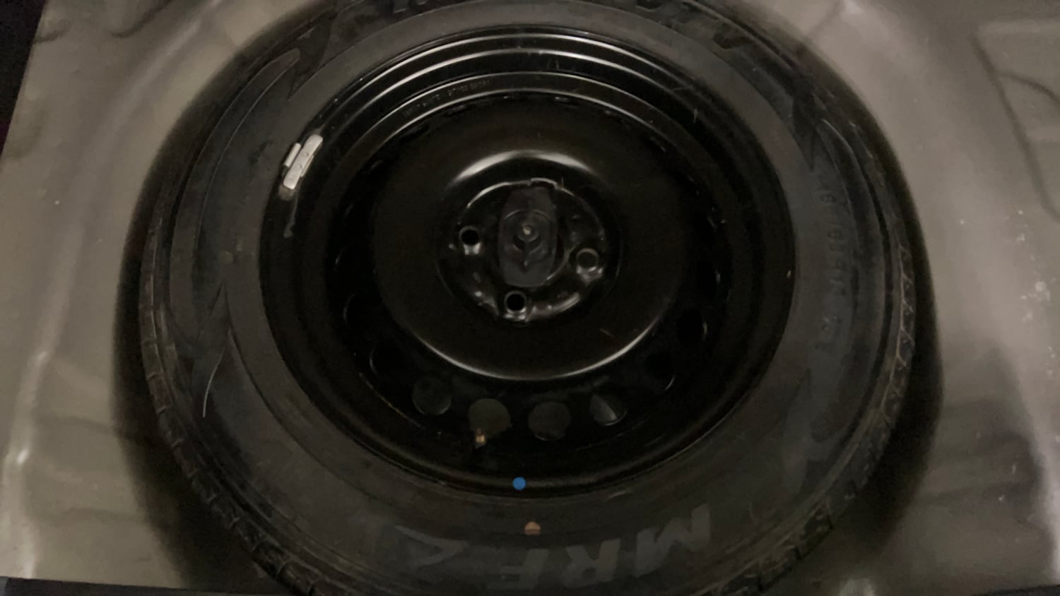 Used 2016 Maruti Suzuki Baleno Delta 1.2 Petrol Manual tyres SPARE TYRE VIEW