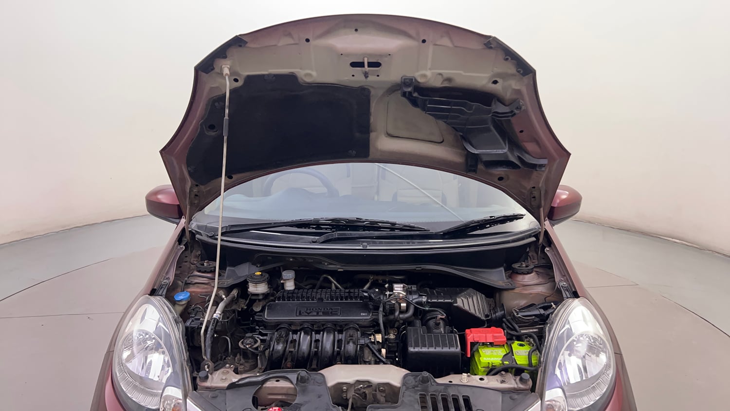 Used 2014 Honda Mobilio V Petrol Petrol Manual engine ENGINE & BONNET OPEN FRONT VIEW