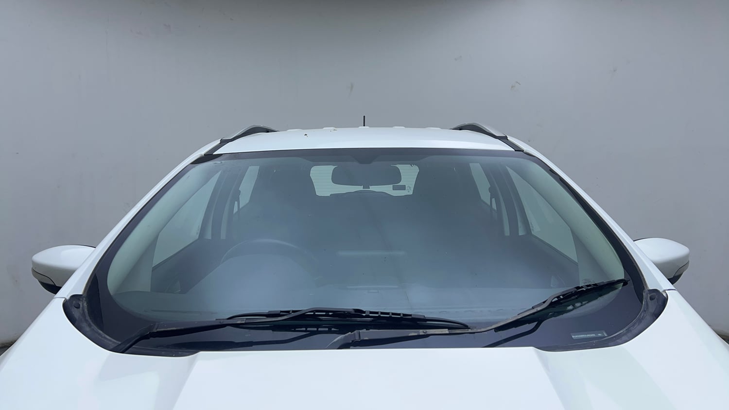 Used 2019 Ford EcoSport Titanium 1.5L TDCi Diesel Manual exterior FRONT WINDSHIELD VIEW