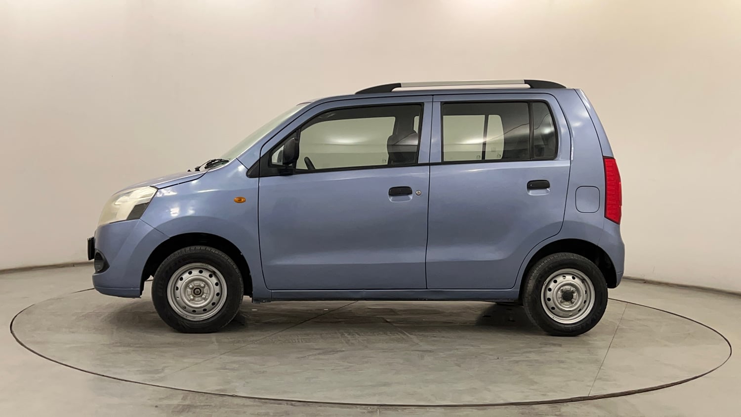 Used 2012 Maruti Suzuki Wagon R LXi Petrol Manual exterior LEFT SIDE VIEW