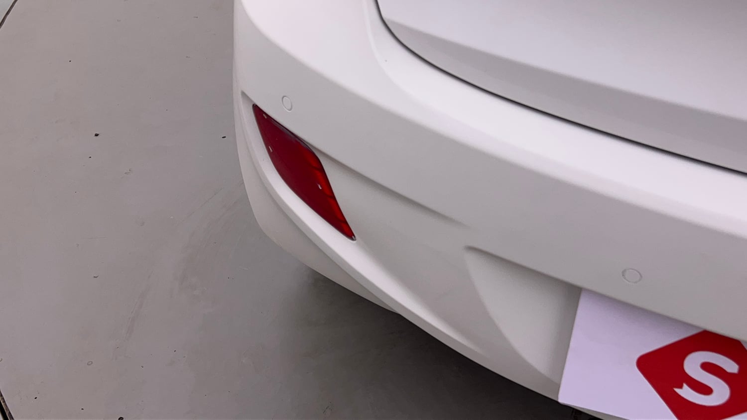 Used 2014 Hyundai Grand i10 Sportz 1.2 Kappa VTVT Petrol Manual top_features Parking sensors