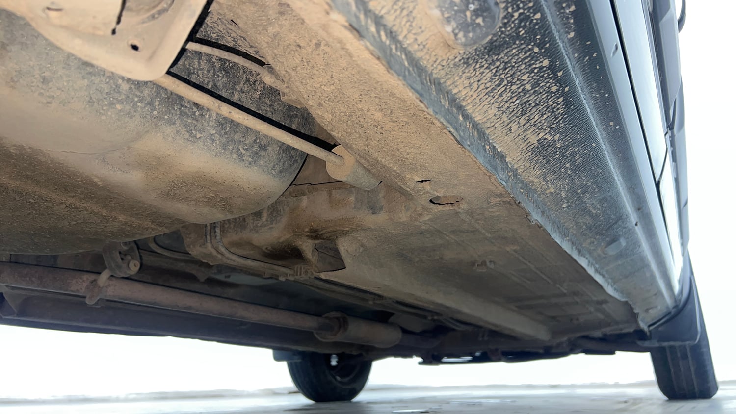 Used 2022 Renault Kwid CLIMBER 1.0 (O) Petrol Manual extra REAR RIGHT UNDERBODY VIEW