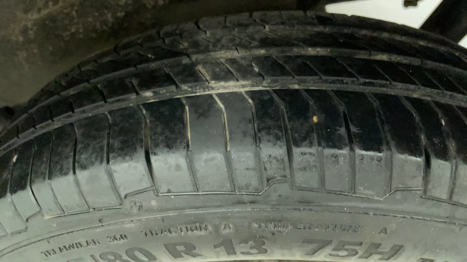 Used 2012 Maruti Suzuki Wagon R LXi Petrol Manual tyres LEFT REAR TYRE TREAD VIEW