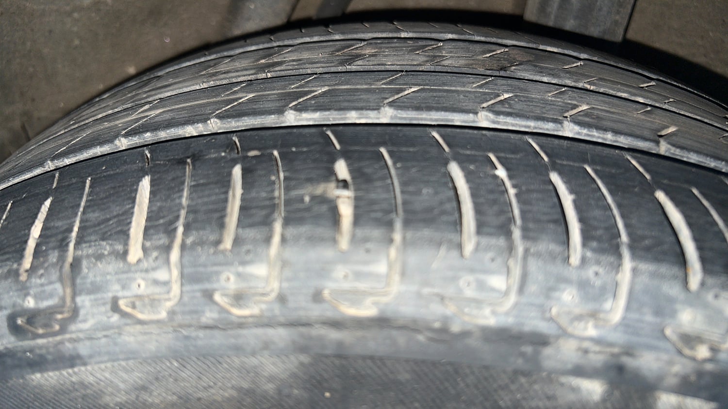 Used 2021 Honda City ZX CVT Petrol Petrol Automatic tyres LEFT REAR TYRE TREAD VIEW