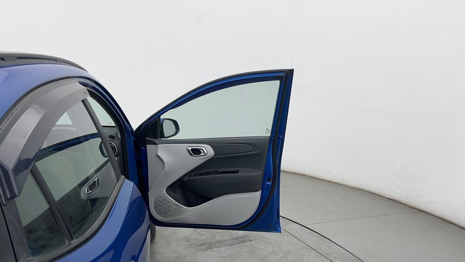 Used 2020 Hyundai Grand i10 Nios Asta 1.2 Kappa VTVT Petrol Manual interior RIGHT FRONT DOOR OPEN VIEW