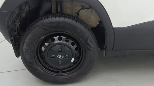 Used 2024 Tata Punch Pure MT Petrol Manual tyres RIGHT REAR TYRE RIM VIEW