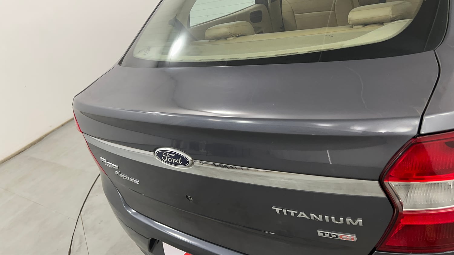 Used 2017 Ford Figo Aspire Titanium1.5 TDCi Diesel Manual dents MINOR DENT