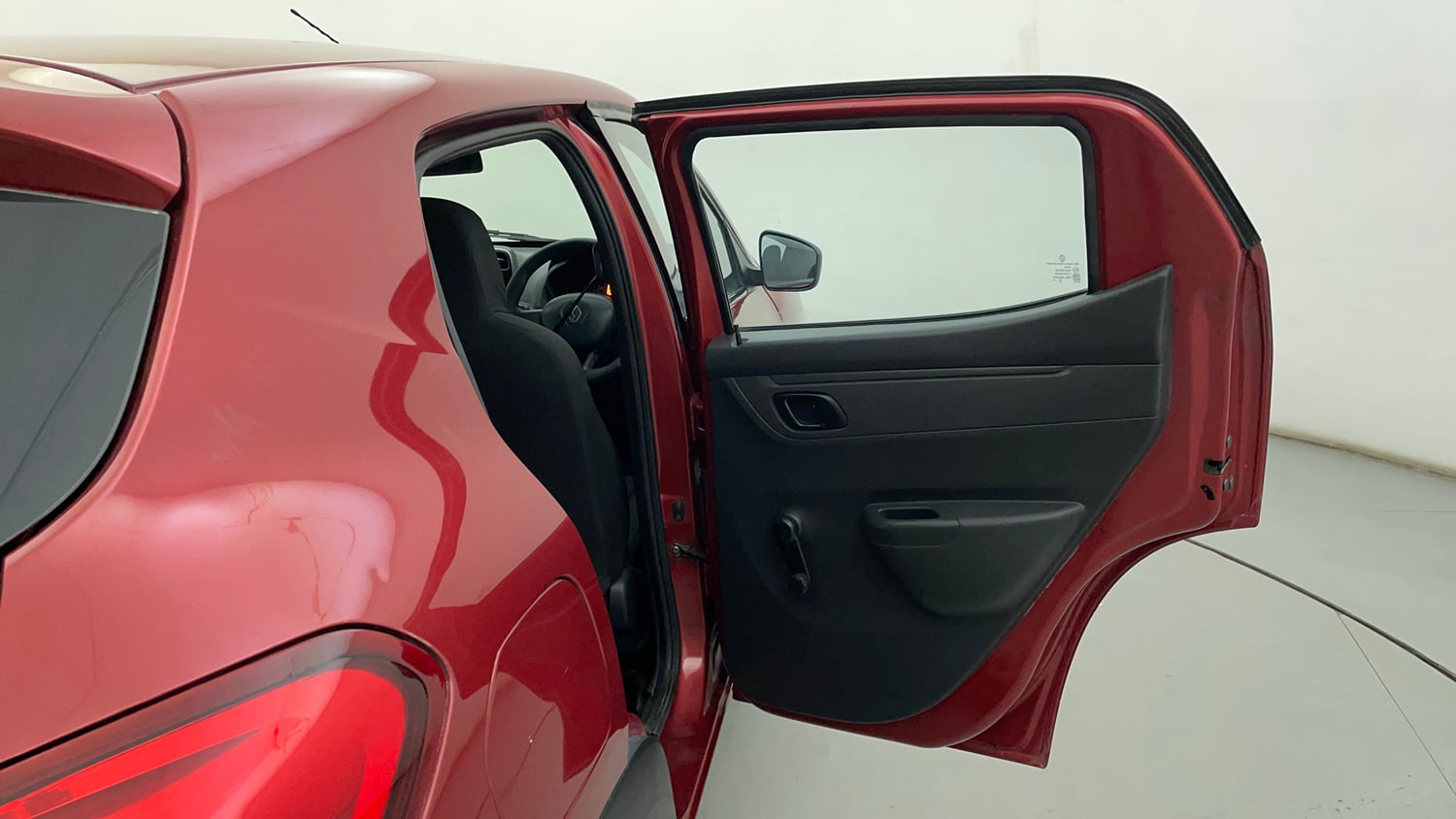 Used 2016 Renault Kwid 1.0 RXT Petrol Manual interior RIGHT REAR DOOR OPEN VIEW