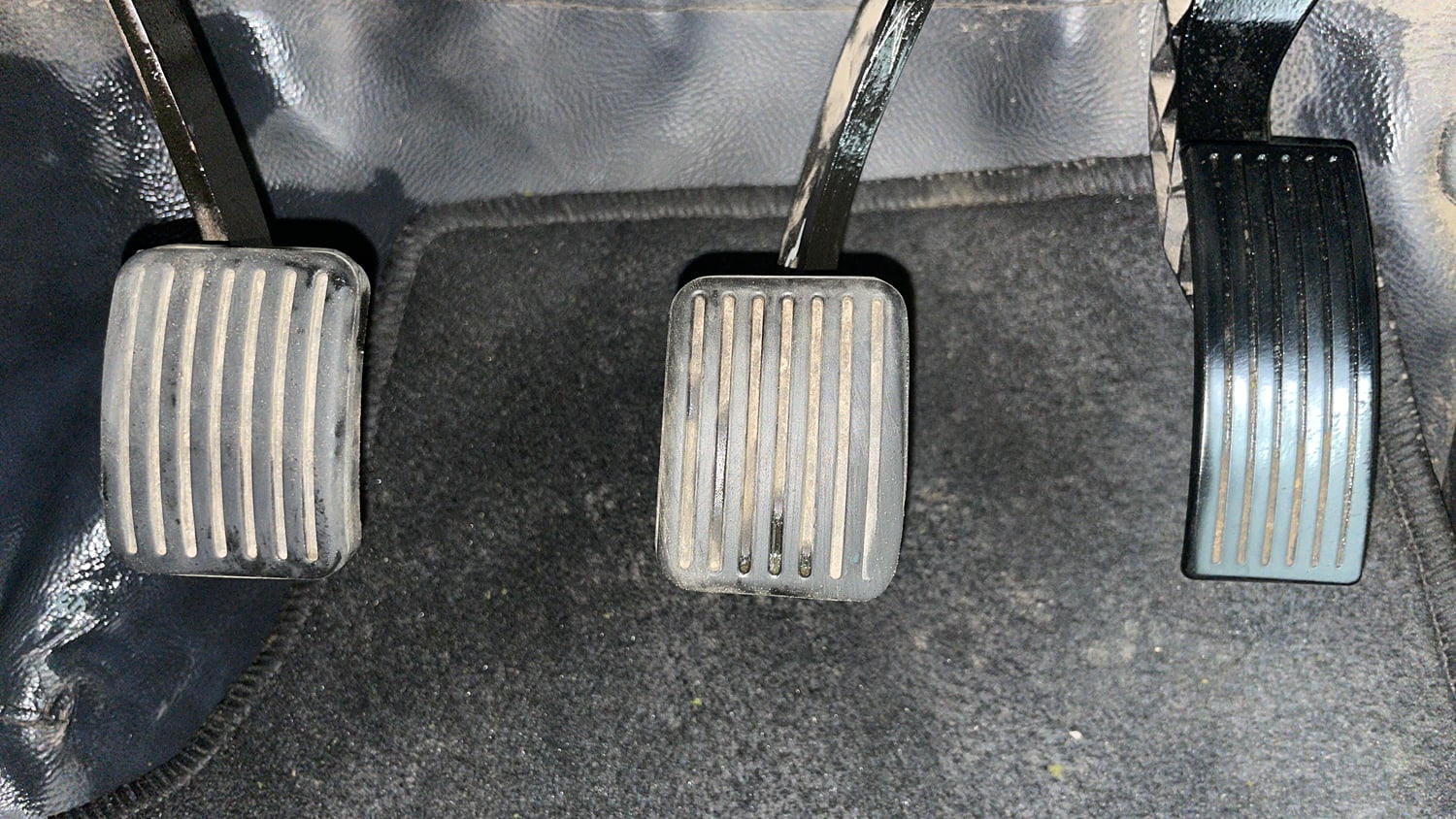Used 2019 Hyundai Grand i10 Magna 1.2 Kappa VTVT Petrol Manual interior PEDALS VIEW
